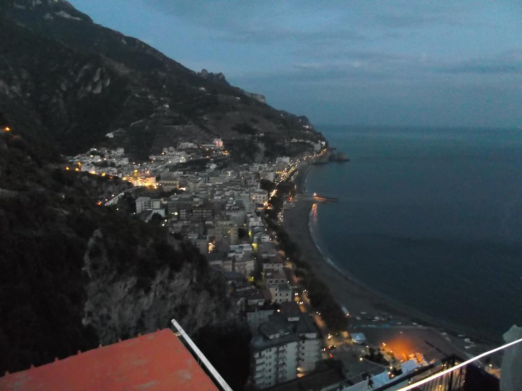 Casa Vacanze Nonno Aldo Minori Exterior foto