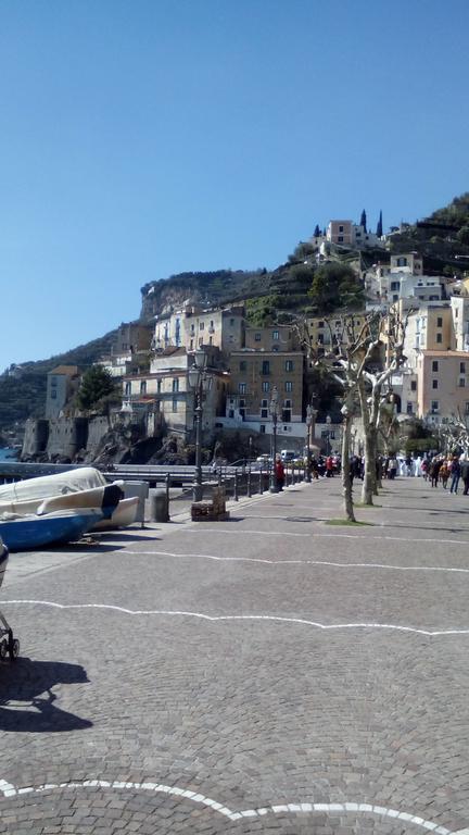 Casa Vacanze Nonno Aldo Minori Exterior foto